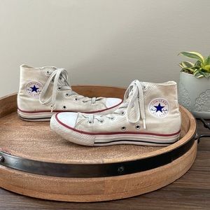 Cream high top converse Youth size 3 (Womens size 5) Used/good condition!